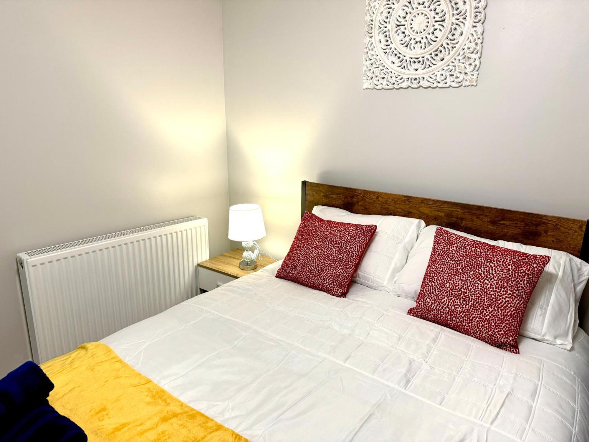 Comfy Studio Flat And Workspace Near Ashton-U-Lyne Station Стейлібрідж Екстер'єр фото